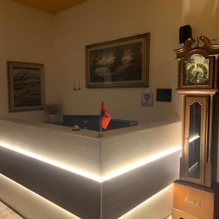 Risus Hotel Голем Экстерьер фото
