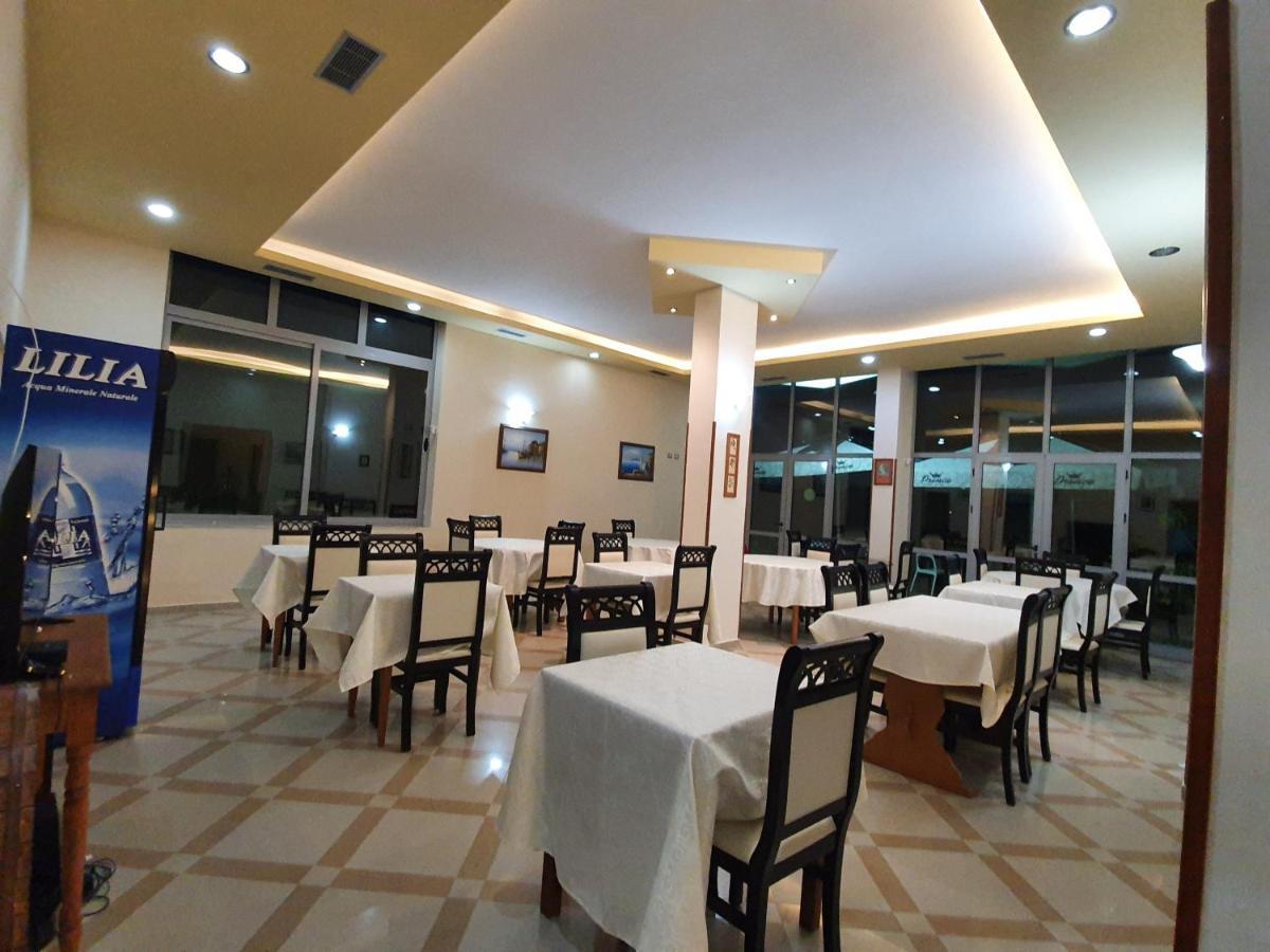 Risus Hotel Голем Экстерьер фото