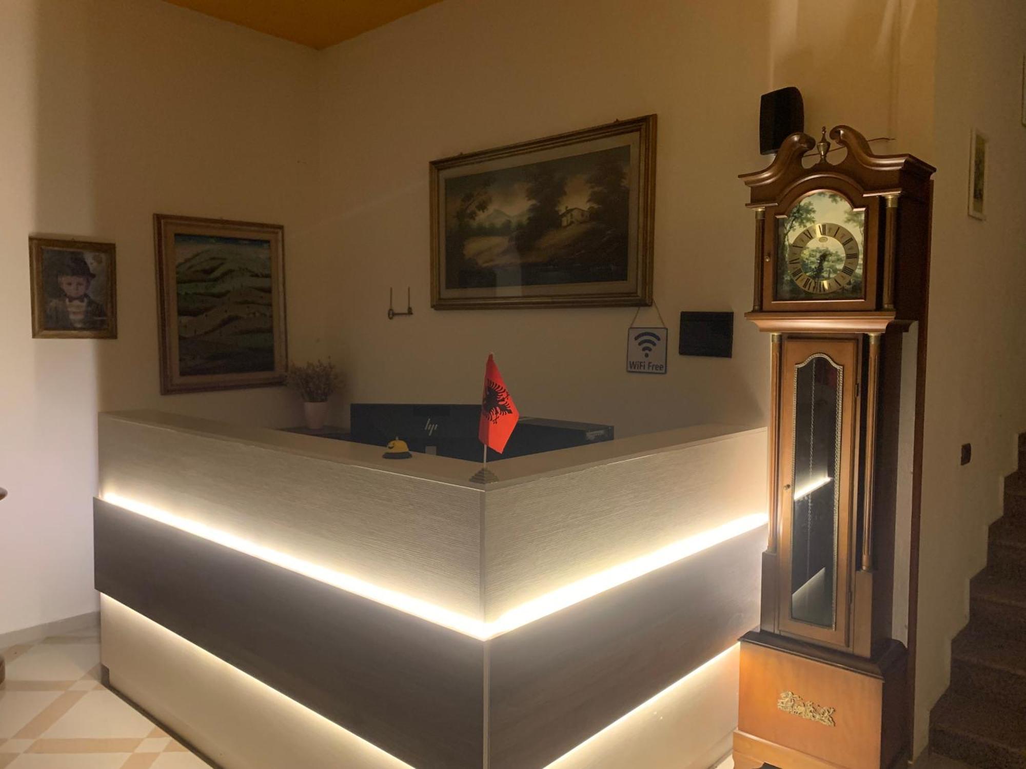 Risus Hotel Голем Экстерьер фото