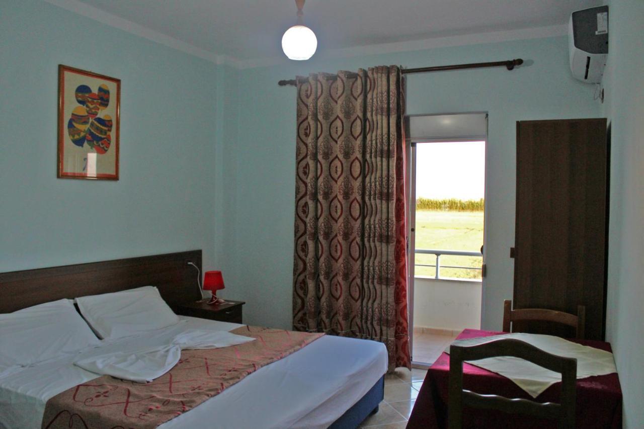 Risus Hotel Голем Экстерьер фото