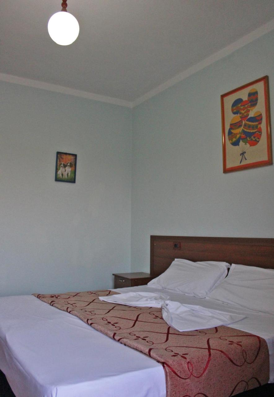 Risus Hotel Голем Экстерьер фото